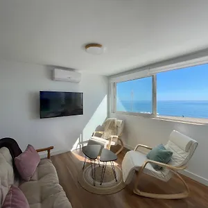 https://apt-apartamento-calma-carihuela-beach-10-metros-de-la-playa.1costadelsol.com